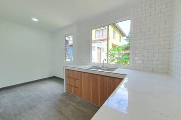 Kota Kemuning - Below Market Value ! 40x90 50% ! Corner ! Fast ! 