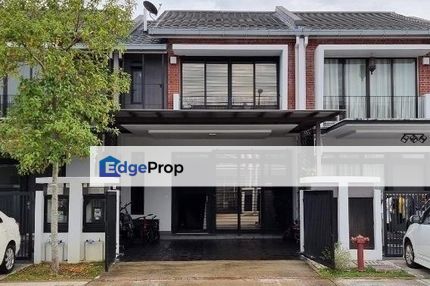 Shah Alam - GAJI 3.5K /Dpt 2Tgkt Rumah 2150sqft Freehold , Selangor, Shah Alam