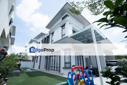 AMPANGAN - Rumah Tepi ada Tanah Boleh Tanam Pokok Durian pun tak ada Masalah 30ft extra land , Negeri Sembilan, Seremban