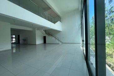 MANTIN MANTIN MANTIN ! Freehold