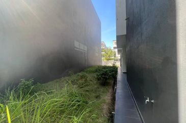 MANTIN MANTIN MANTIN ! Freehold