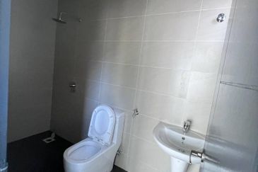 MANTIN MANTIN MANTIN ! Freehold