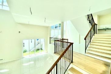 MANTIN - 【34x89】Great Community. Near Parks, Schools, Libraries, Bank And Shops