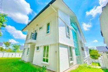 MANTIN - Corner lot <Freehold> Gated Guarded 