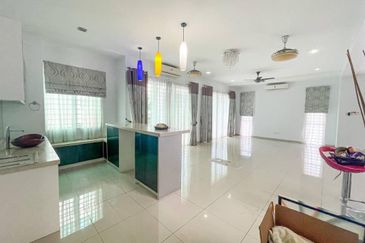 MANTIN - 5Bilik5Tandas <Projek Rumah Mampu Milik > Hanya 3Unit Sahaja