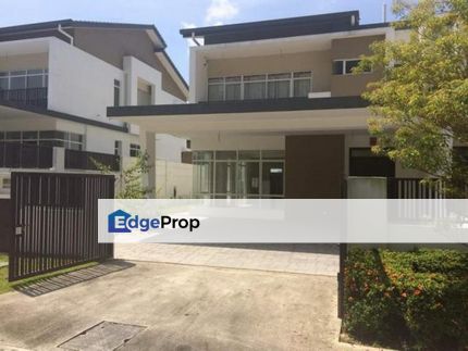 Superlink Double Storey 25X70[Fully Renovated], Selangor, Sepang