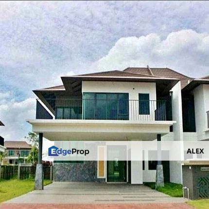 Shah Alam Double Storey Teres House ! 2Sty 25x80Full Loan, Selangor, Shah Alam