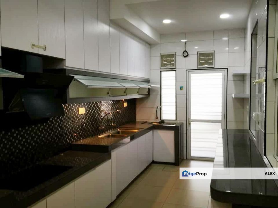 0%Down Payment! Double Storey 26x85 Free HOC, Negeri Sembilan, Seremban