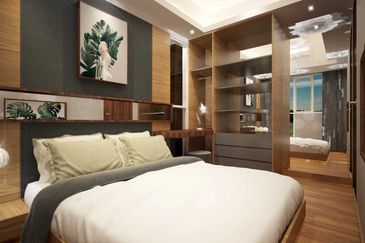 Bandar Enstek (Timur)