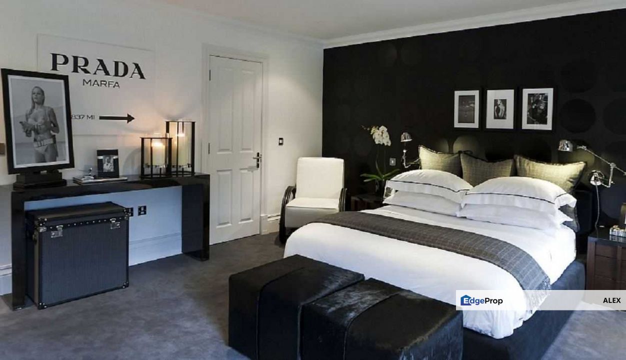 Monthly Only RM1.9K!！Freehold 27x80Full Loan, Selangor, Sepang