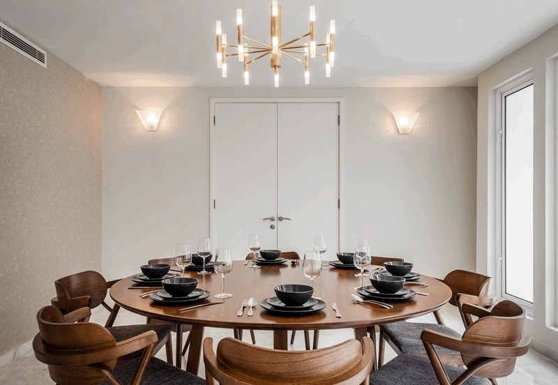 Bandar Enstek (Timur)