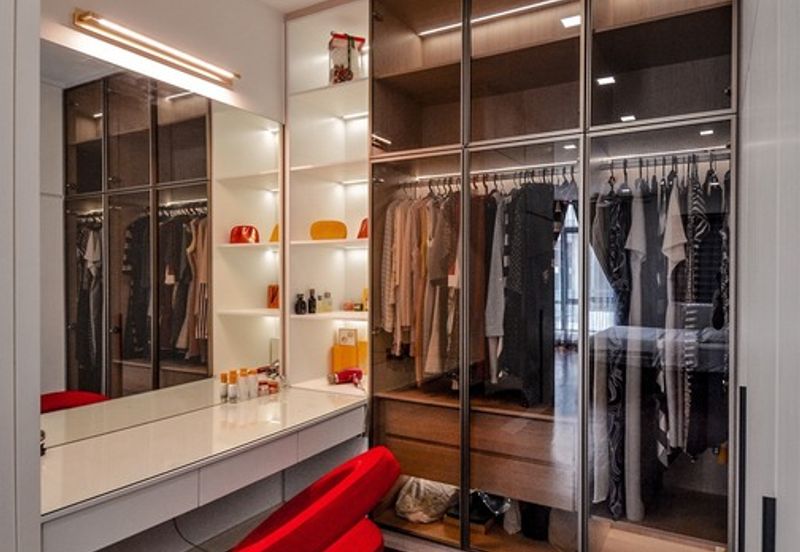 BANDAR ENSTEK (JENTAYU)