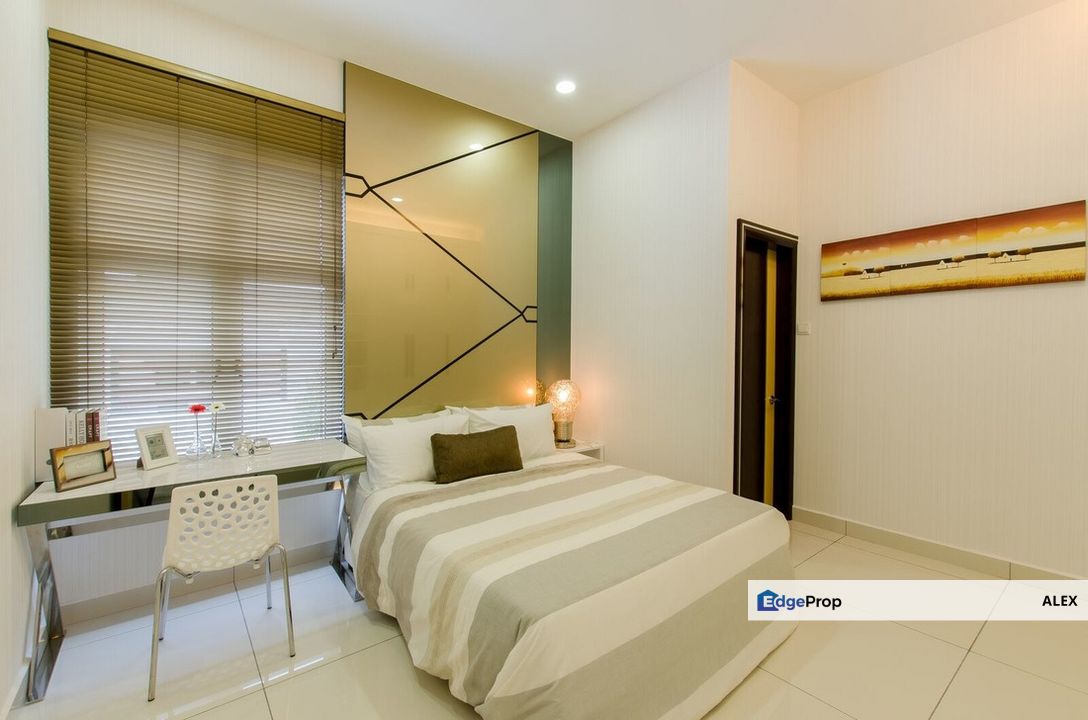 [Cash Back 30k] 24x75 2Sty Freehold Nr Semenyih, Selangor, Semenyih