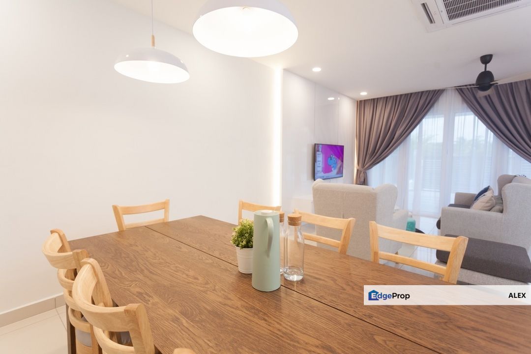 15min to KLIA2 Double Storey Town House For Sale 24'x 75', Negeri Sembilan, Seremban