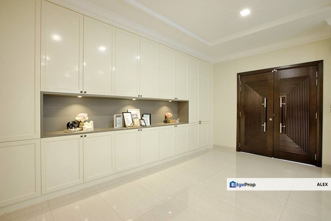 Near Cybersouth MonthlyOnly RM1.9K! 2Sty 25x80Full Loan, Selangor, Cyberjaya