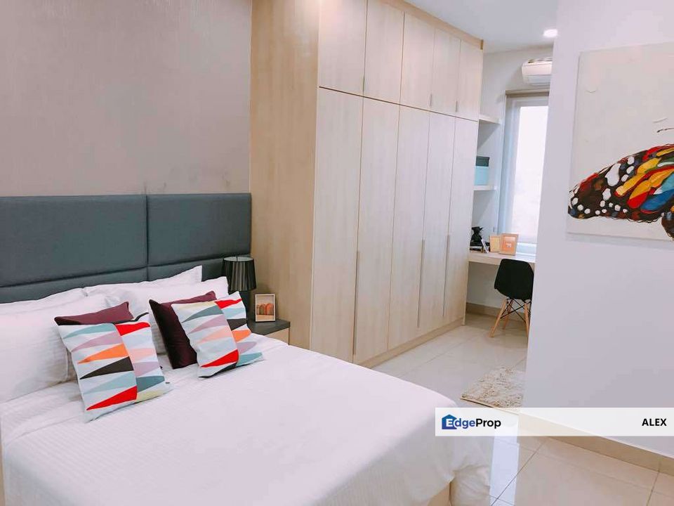 2 Tingkat Rumah 22x75 [100% Loan -Freehold- Individual Title], Selangor, Banting