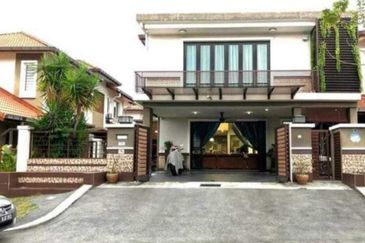 Anika @ Bandar Ainsdale