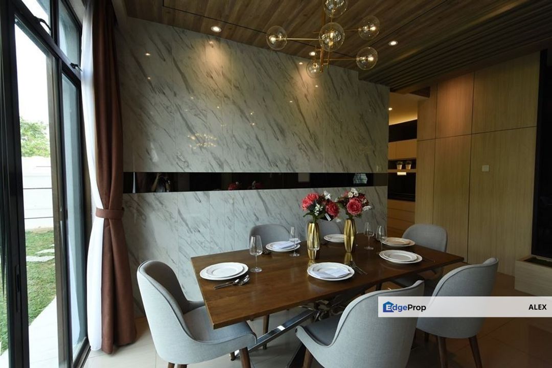 Putrajaya Presint 8A/2 MonthlyOnly RM2.7K! 2Sty 25x80Full Loan, Selangor, Putrajaya