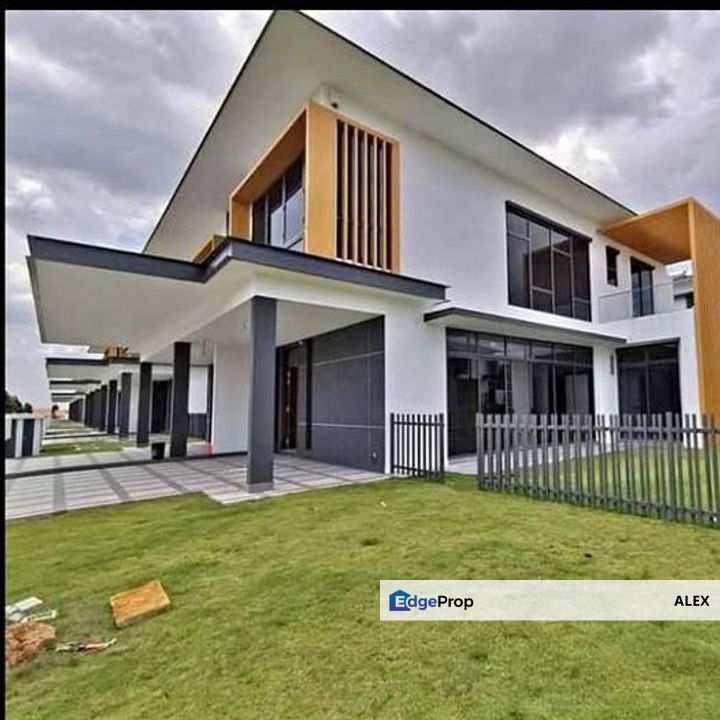 Putrajaya Presint 8A/2 MonthlyOnly RM2.7K! 2Sty 25x80Full Loan, Selangor, Putrajaya