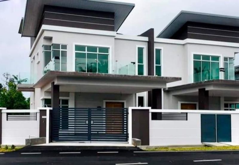 Taman Bunga Raya, Sepang