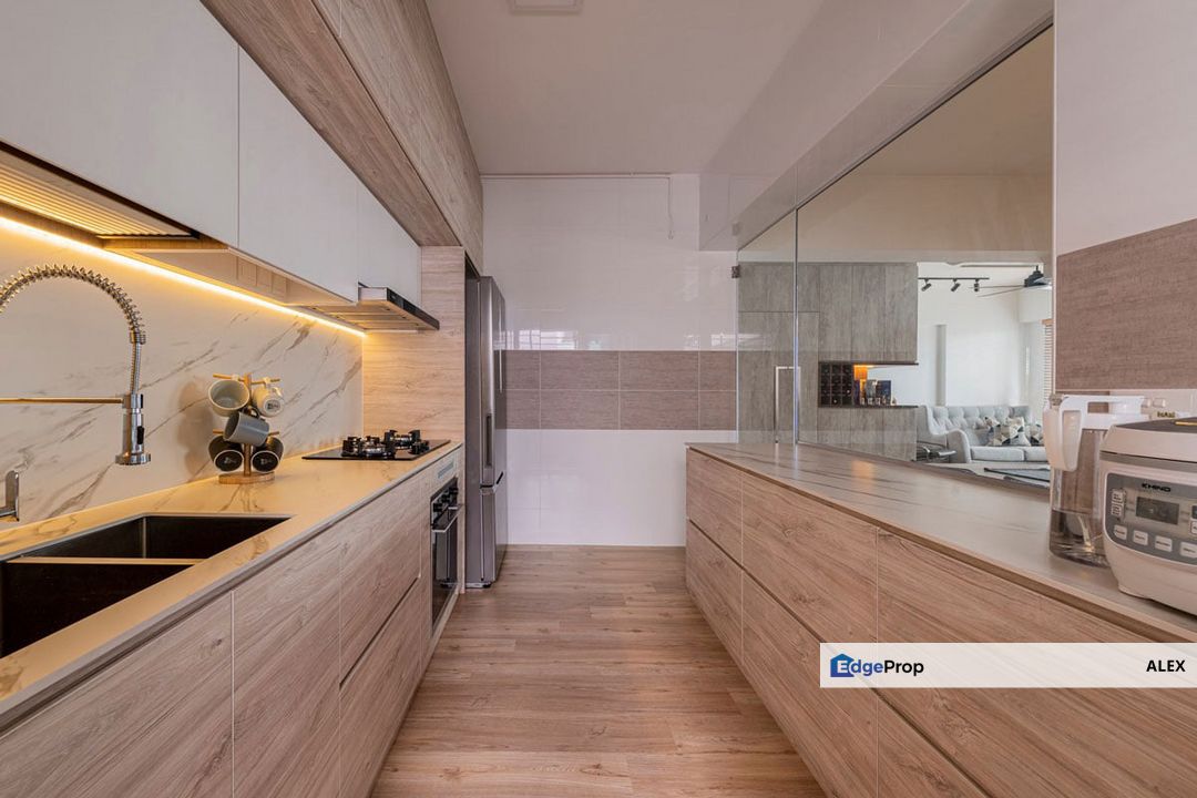 Shah Alam- Seksyen18 [Bumi Lot] Bulanan Bayar RM2.3K Freehold, Selangor, Shah Alam