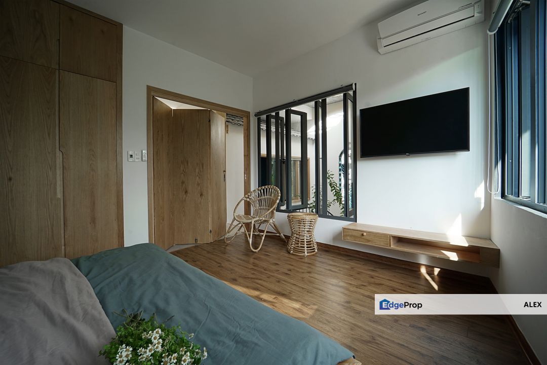 Dengkil  [Bumi Lot] 22x70 Bulanan Bayar RM1.8K Freehold, Selangor, Dengkil