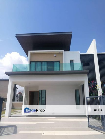 Bangi 2-Storey Superlink House Freehold 22x70, Selangor, Bangi