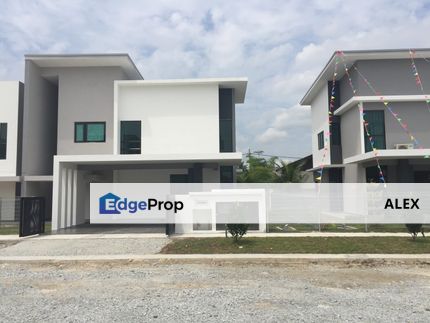 [Monthly Only RM1.5K]Double Storey 30x80 Free HOC, Selangor, Sepang