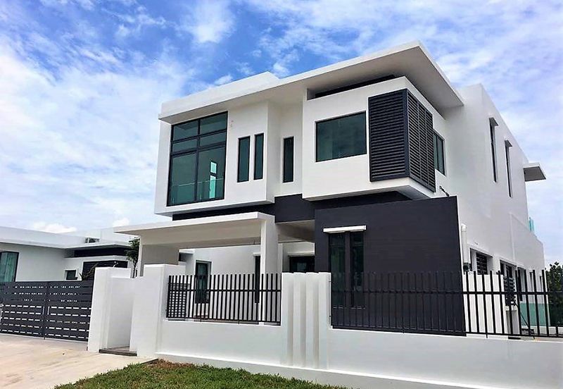 Laman Delfina @ Nilai Impian