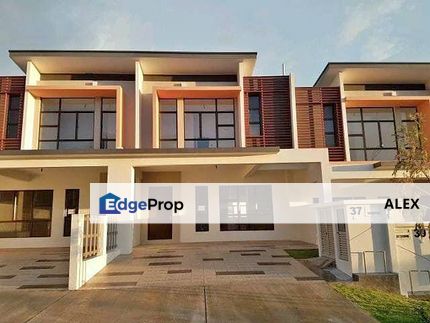 [Monthly Only RM1.7K]Double Storey 30x80 Free HOC, Selangor, Seri Kembangan