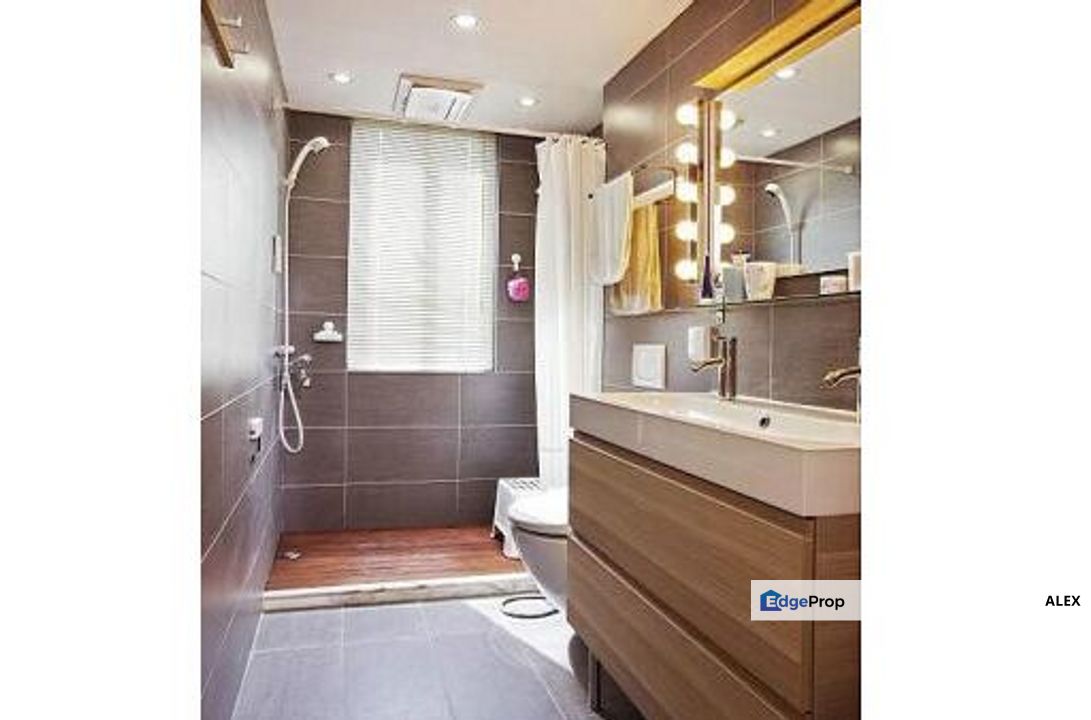 Near Banting [Last 2 Unit] Double Storey 22x80 For Sale FreeHOC, Selangor, Banting