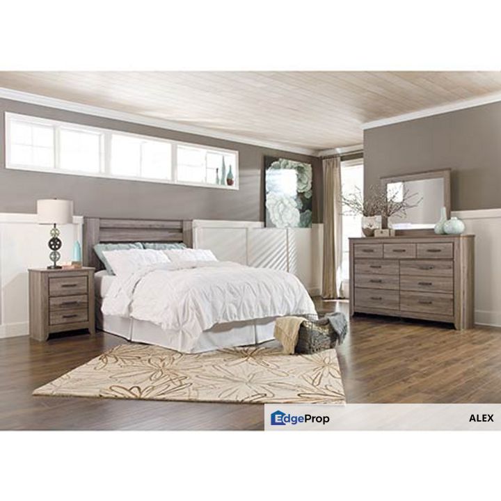 Seri Kembangan-Bumi Lot Double Storey 24x70 Full Loan Gated&Guard, Selangor, Seri Kembangan