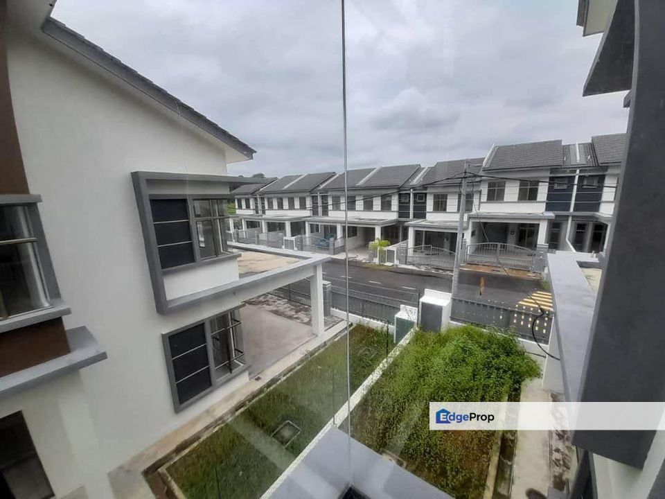 15min to INTI College Nilai Double Storey 22x70 , Negeri Sembilan, Nilai