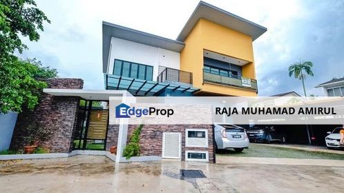 Bungalow at Taman Sri Hijau Rawang, Selangor, Rawang