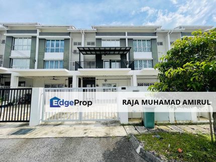 3 Storey Terrace Bukit Rahman Putra Sungai Buloh, Selangor, Sungai Buloh