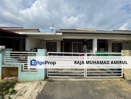 Single Storey Terrace Taman Warisan Dengkil, Selangor, Dengkil