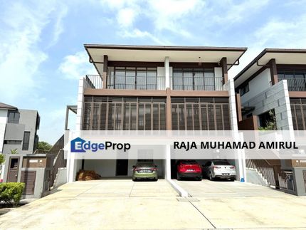 End Lot Triple Storey The Mulia Residence Cyberjaya, Selangor, Cyberjaya