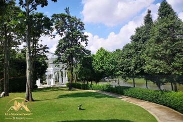 Gentlebre @ Eco Majestic