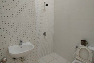 Cradleton @ Eco Majestic