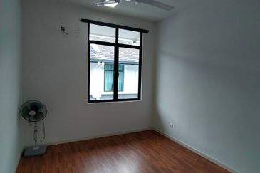 Cradleton @ Eco Majestic