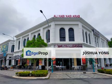 𝐖𝐡𝐢𝐭𝐭𝐞𝐧, 𝐄𝐜𝐨 𝐌𝐚𝐣𝐞𝐬𝐭𝐢𝐜 𝐒𝐞𝐦𝐞𝐧𝐲𝐢𝐡 𝟐 𝐬𝐭𝐨𝐫𝐞𝐲 𝐂𝐨𝐫𝐧𝐞𝐫 𝐬𝐡𝐨𝐩-𝐨𝐟𝐟𝐢𝐜𝐞𝐬 𝐅𝐨𝐫 𝐒𝐚𝐥𝐞, Selangor, Semenyih