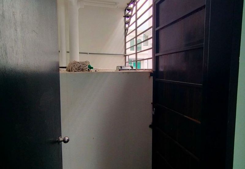 Whitten Eco Majestic