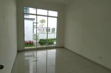 Merrydale @ Eco Majestic