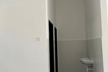 Baris Place @ Setia Mayuri