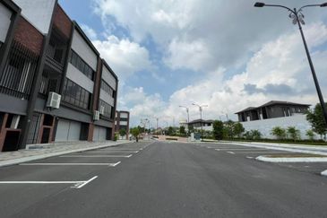 Baris Place @ Setia Mayuri