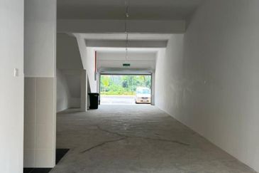 Baris Place @ Setia Mayuri