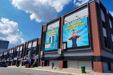 Baris Place @ Setia Mayuri