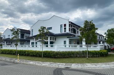 Cradleton @ Eco Majestic