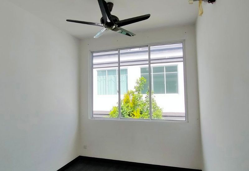 Merrydale @ Eco Majestic