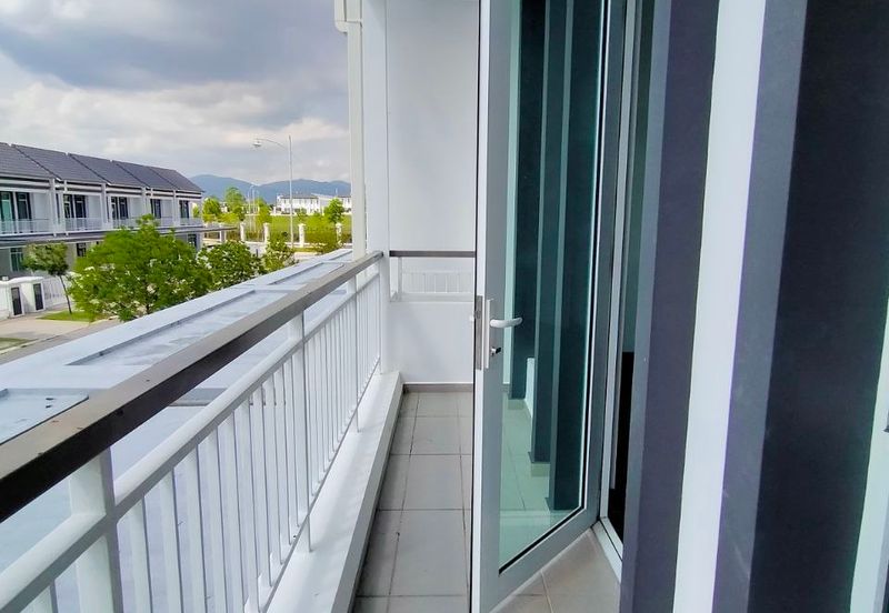 Merrydale @ Eco Majestic